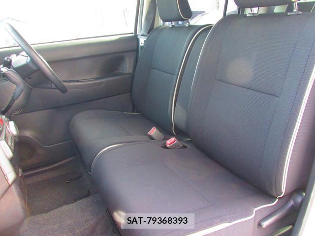 Toyota PIXIS SPACE 2013-07 7803389-4