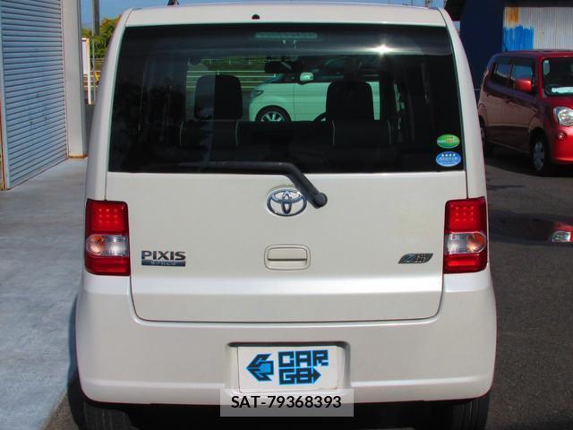 Toyota PIXIS SPACE 2013-07 7803389-8