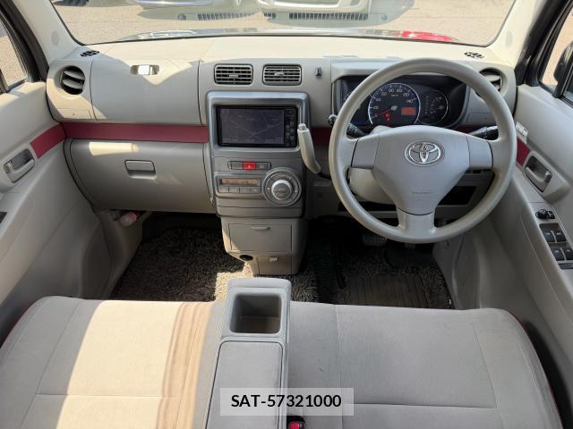 Toyota PIXIS SPACE 2012-03 7808578-2