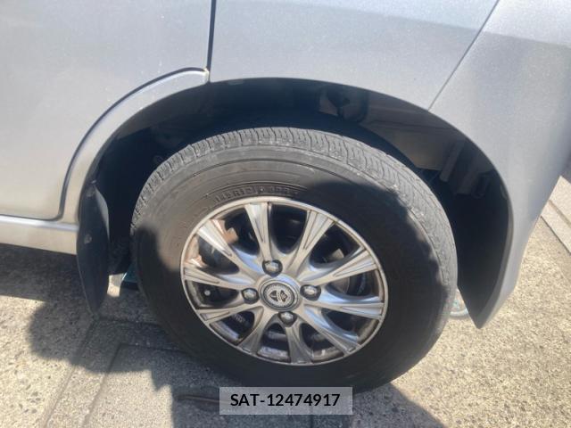 Toyota PIXIS VAN 2014-01 7799952-12