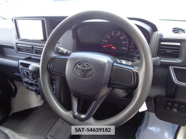 Toyota PIXIS VAN 2022-04 7810304-6