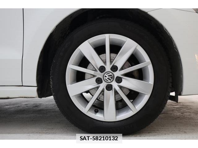 VolksWagen POLO 2017-06 7793161-15