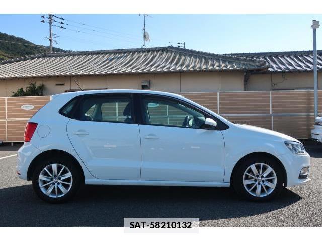 VolksWagen POLO 2017-06 7793161-19