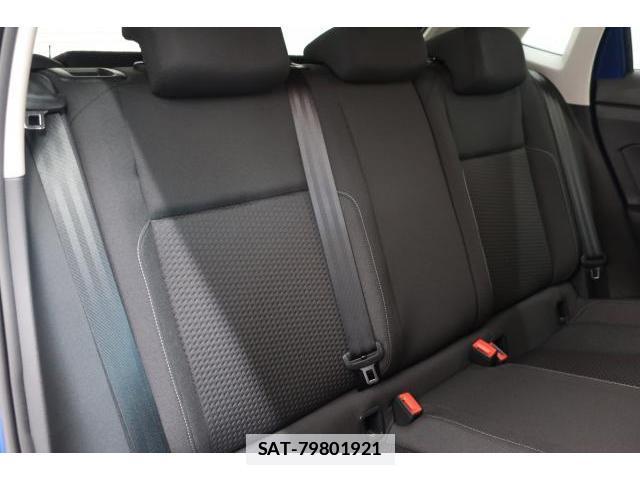 VolksWagen POLO 2019-09 7793171-11