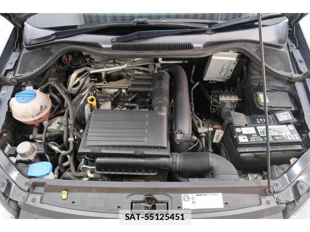 VolksWagen POLO 2017-01 7793193-16