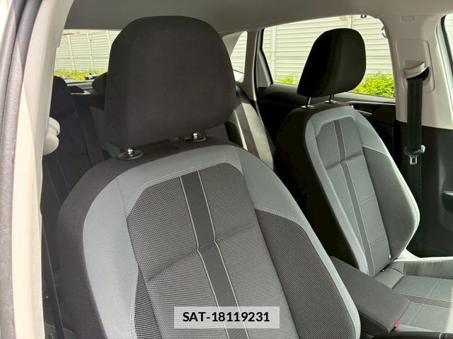 VolksWagen POLO 2022-12 7795507-15