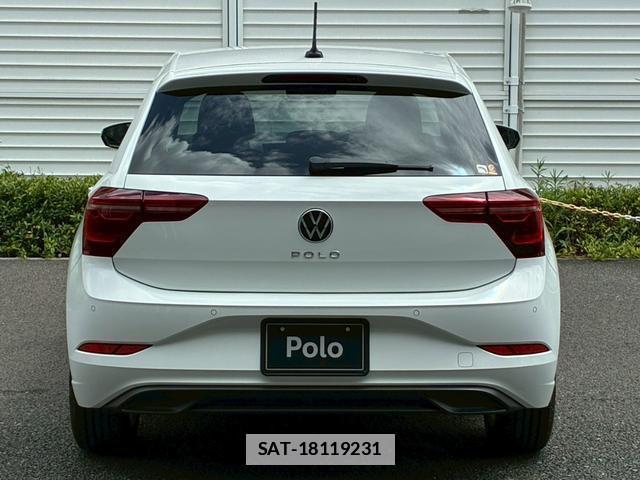 VolksWagen POLO 2022-12 7795507-9