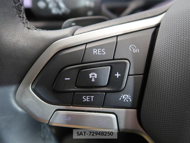 VolksWagen POLO 2024-01 7796047-7