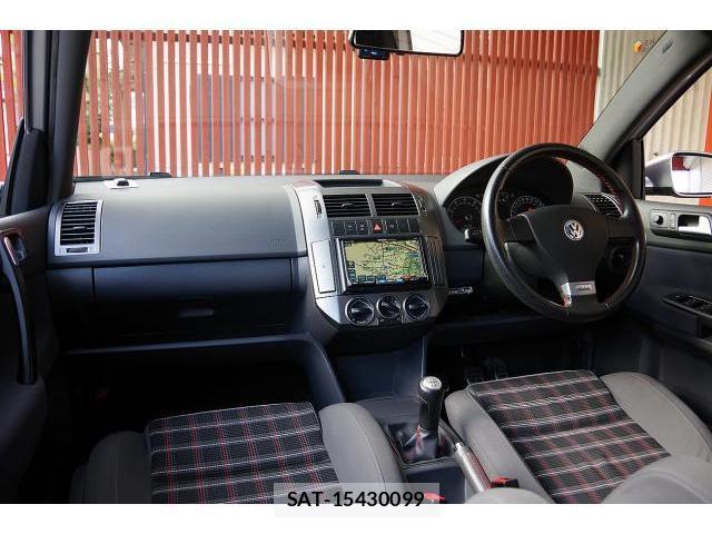 VolksWagen POLO 2006-03 7800548-5