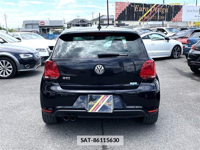 VolksWagen POLO 2014-06 7804141-1
