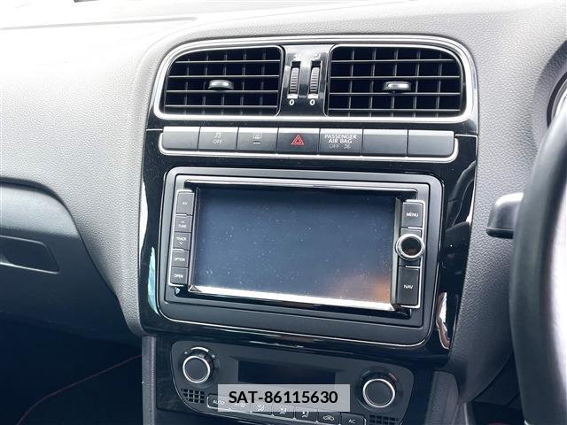 VolksWagen POLO 2014-06 7804141-4
