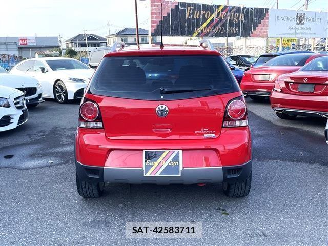 VolksWagen POLO 2009-07 7804142-1