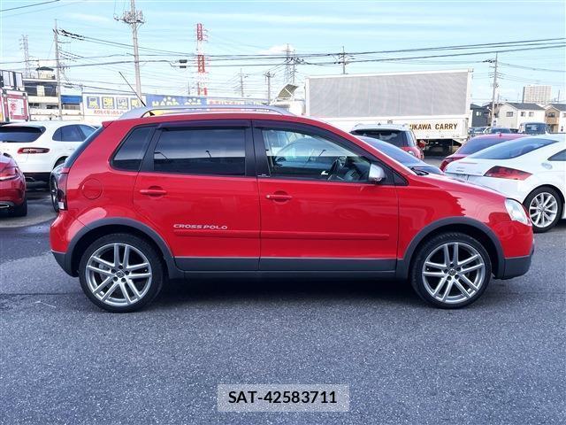 VolksWagen POLO 2009-07 7804142-3