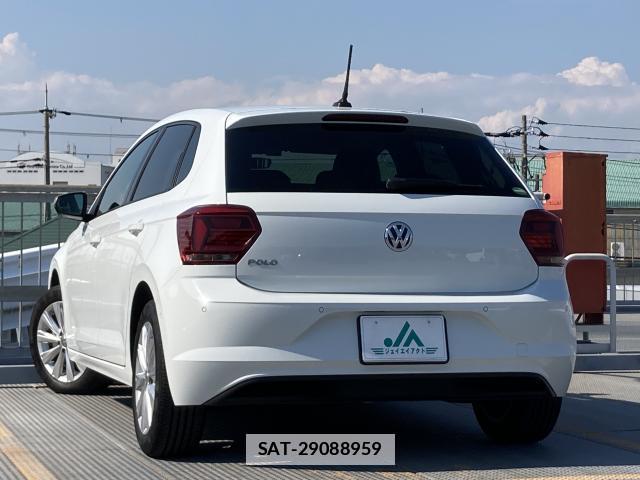 VolksWagen POLO 2019-08 7804780-4