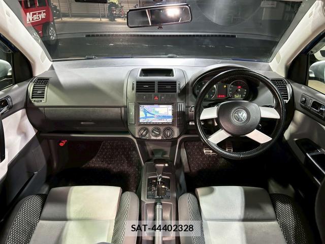 VolksWagen POLO 2007-03 7805686-2