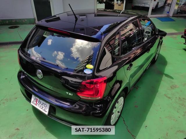 VolksWagen POLO 2012-03 7806425-13