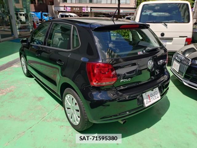VolksWagen POLO 2012-03 7806425-14