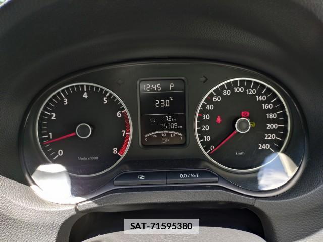 VolksWagen POLO 2012-03 7806425-16