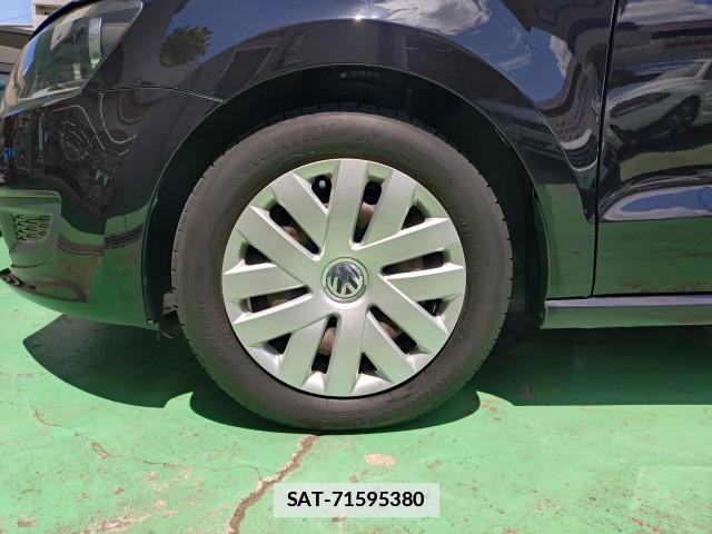 VolksWagen POLO 2012-03 7806425-8