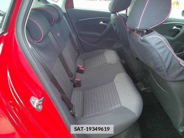VolksWagen POLO 2015-03 7806706-13