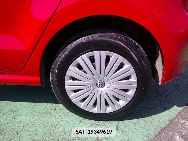 VolksWagen POLO 2015-03 7806706-19