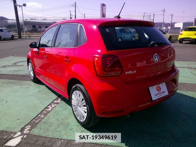 VolksWagen POLO 2015-03 7806706-3