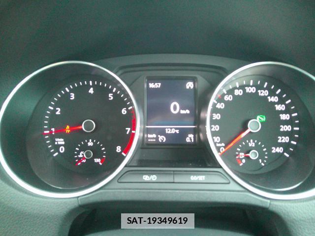 VolksWagen POLO 2015-03 7806706-5