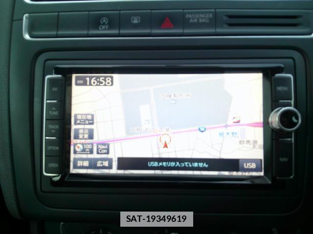 VolksWagen POLO 2015-03 7806706-6