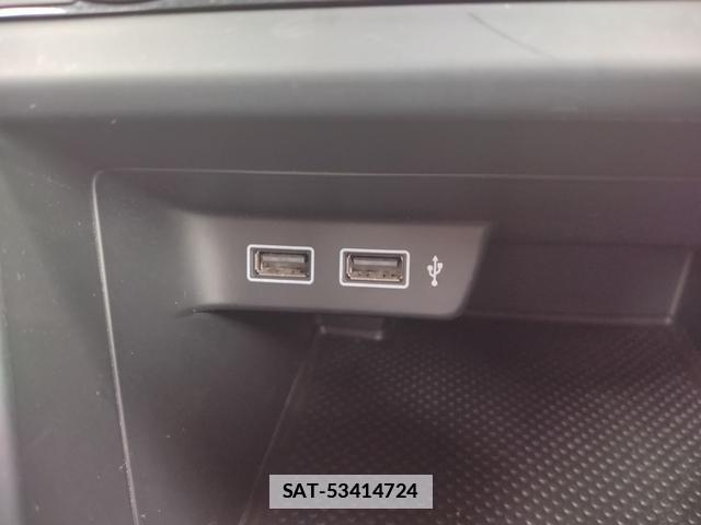 VolksWagen POLO 2018-12 7806723-10