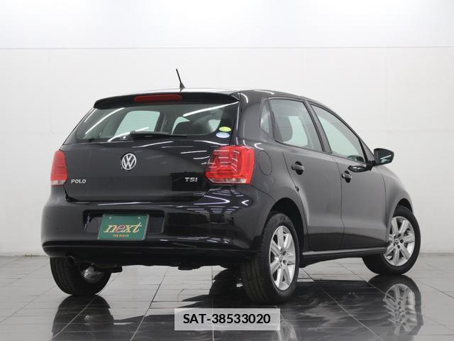 VolksWagen POLO 2012-01 7806755-1