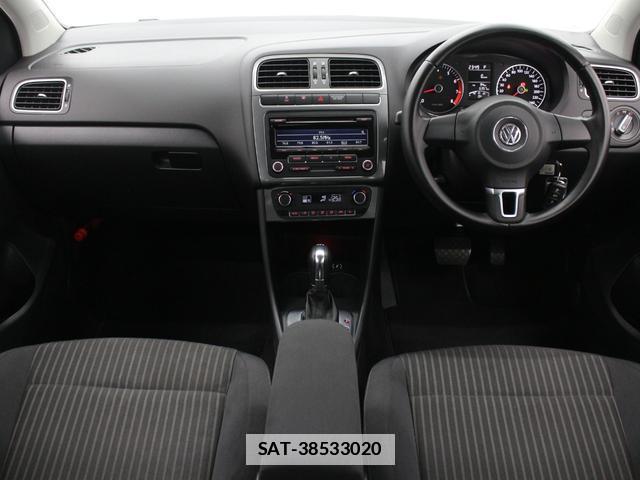 VolksWagen POLO 2012-01 7806755-2