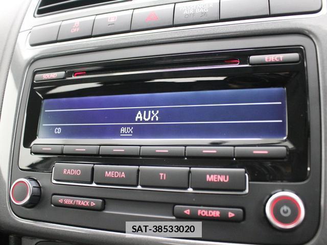 VolksWagen POLO 2012-01 7806755-5