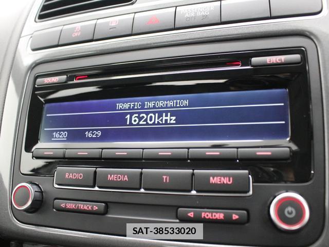 VolksWagen POLO 2012-01 7806755-8