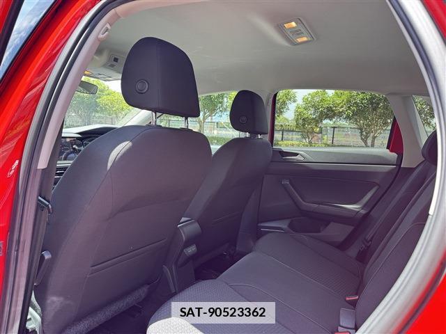 VolksWagen POLO 2022-04 7806950-13