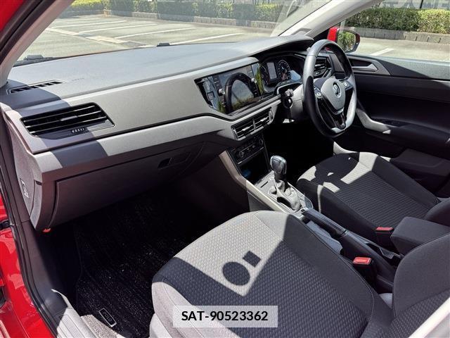 VolksWagen POLO 2022-04 7806950-15
