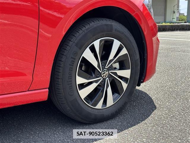 VolksWagen POLO 2022-04 7806950-18