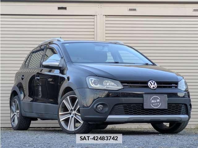 VolksWagen POLO 2013-08 7810047-3