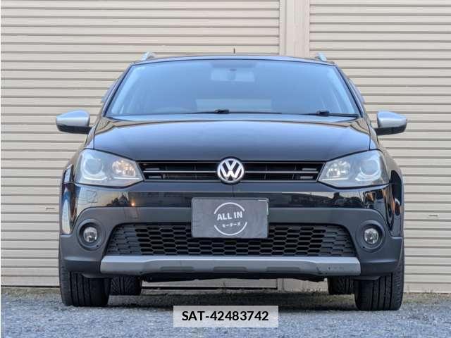 VolksWagen POLO 2013-08 7810047-5