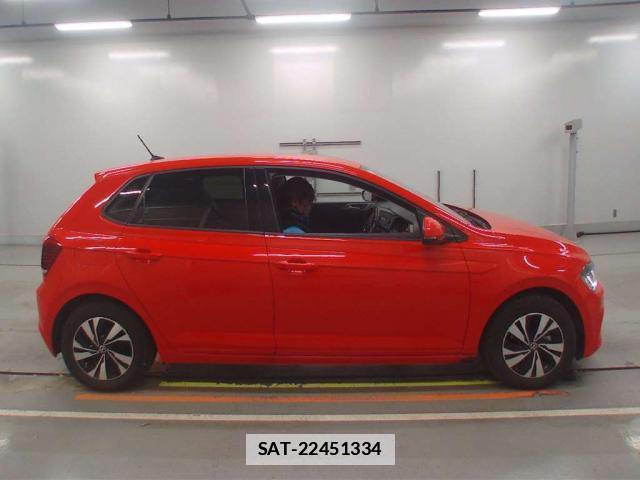 VolksWagen POLO 2021-02 7810356-3