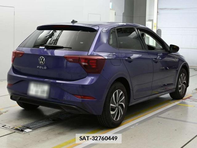VolksWagen POLO 2022-09 7810473-1