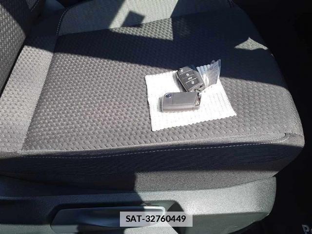 VolksWagen POLO 2022-09 7810473-11