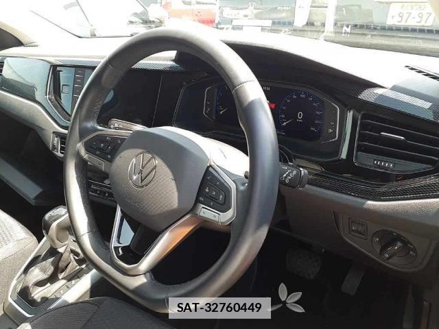 VolksWagen POLO 2022-09 7810473-2