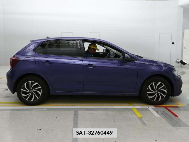 VolksWagen POLO 2022-09 7810473-9