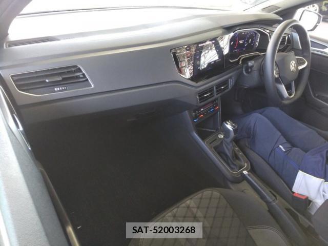 VolksWagen POLO 2023-05 7810964-2
