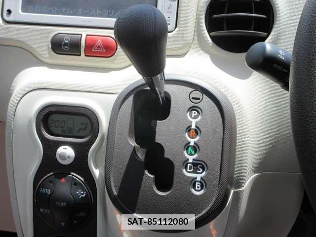 Toyota PORTE 2014-02 7793228-18