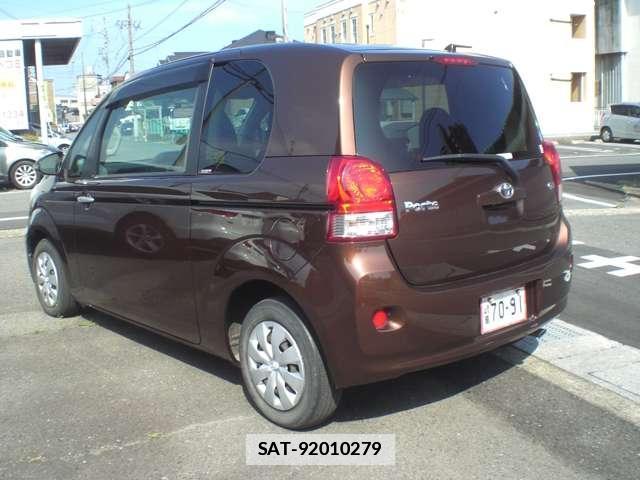 Toyota PORTE 2014-03 7795193-5