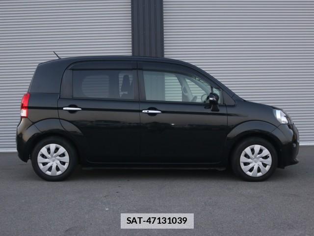 Toyota PORTE 2013-07 7796275-3