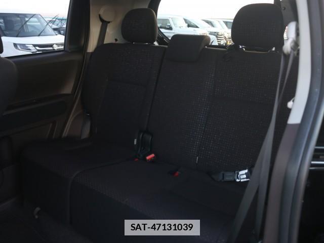 Toyota PORTE 2013-07 7796275-6