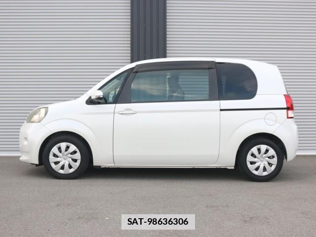 Toyota PORTE 2013-07 7796348-10