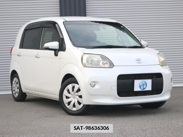 Toyota PORTE 2013-07 7796348-11